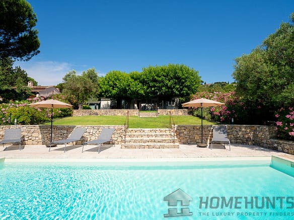 4 Bedroom Villa/House in Gassin 2
