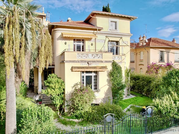 8 Bedroom Villa/House in Cannes 7