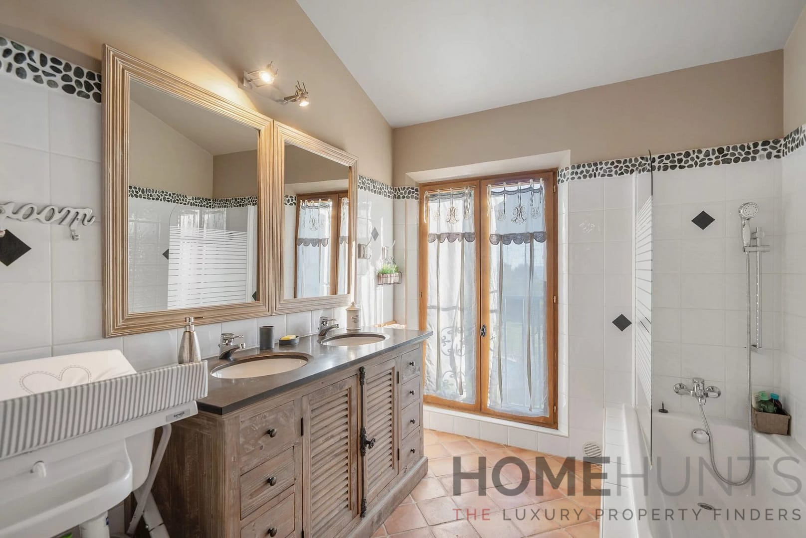 property_HH-16155385-18