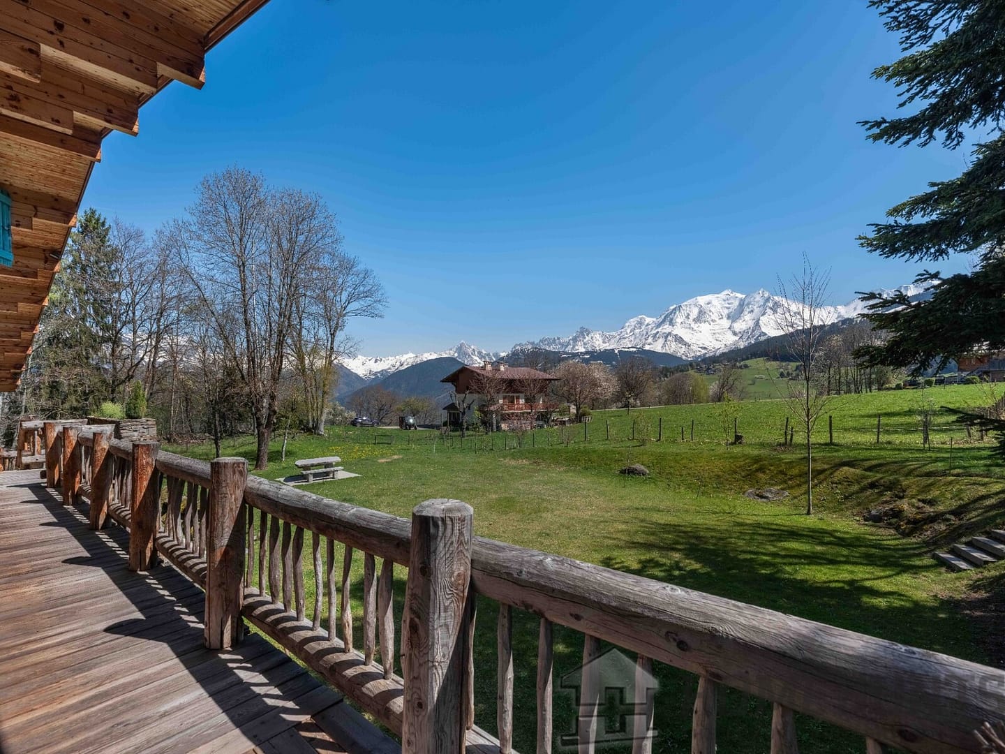6 Bedroom Chalet in Combloux 7