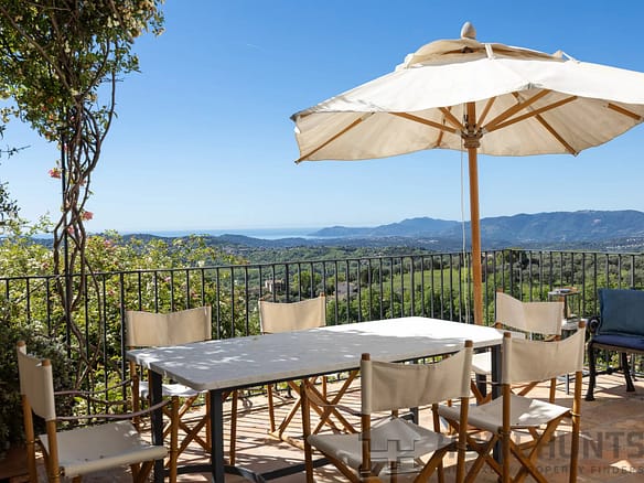 6 Bedroom Villa/House in Chateauneuf Grasse 26