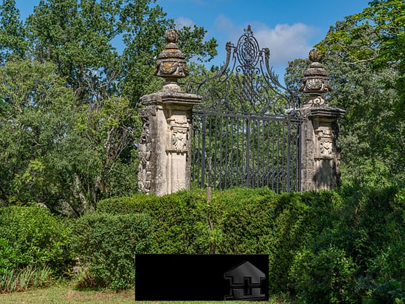 8 Bedroom Castle/Estates in Quissac 16