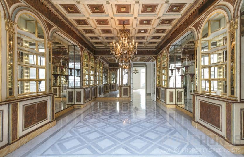 5 Must See Luxury Paris Apartments That Are Fit For a King