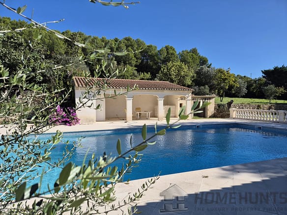 Villa/House For Sale in Lorgues 6