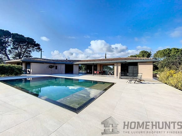 3 Bedroom Villa/House in La Cadiere D Azur 8
