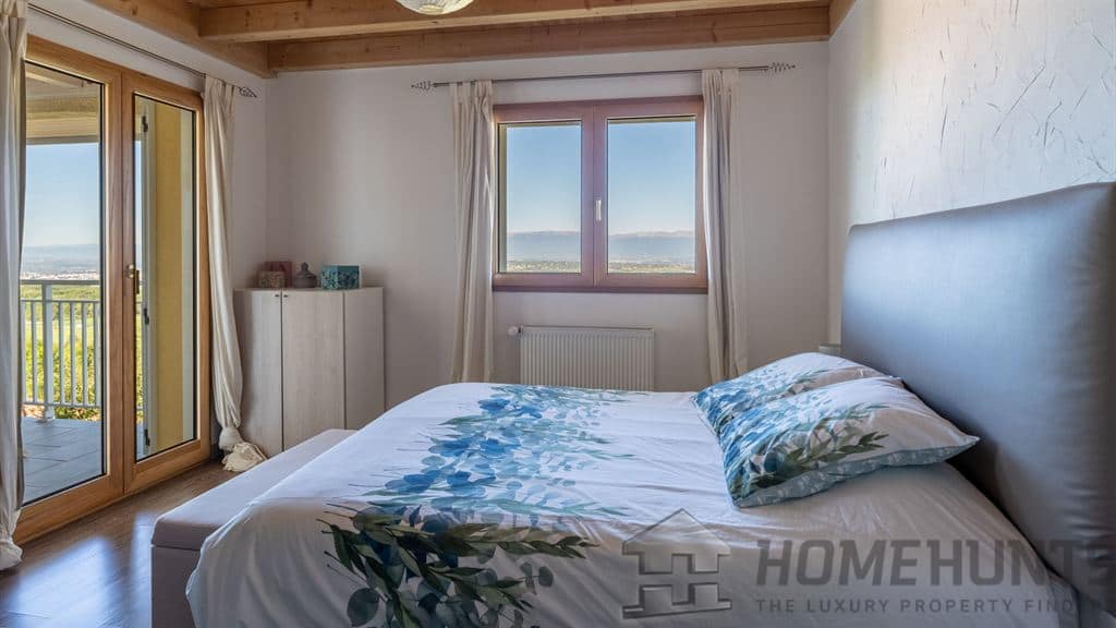 property_HH-14683900-11