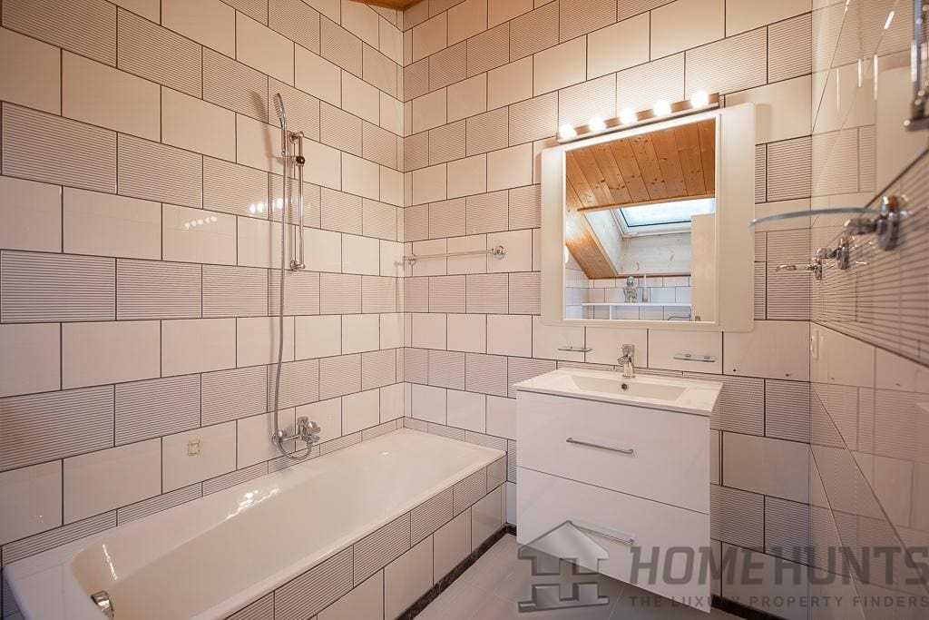 property_HH-14954003-17