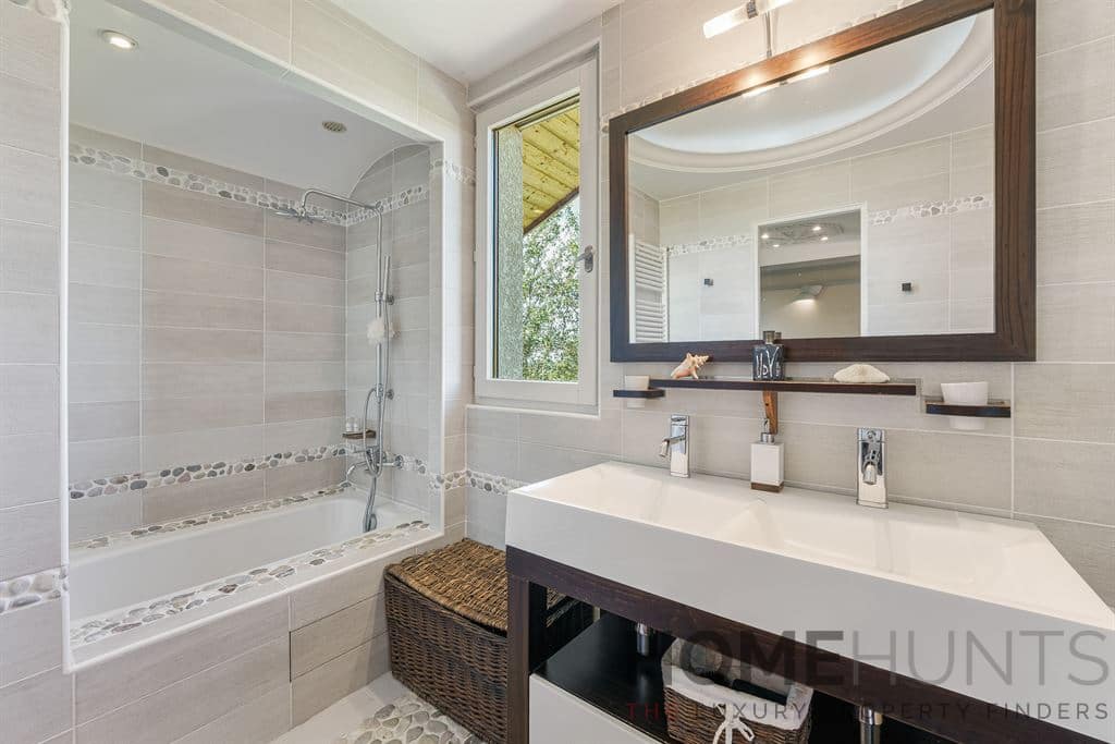 property_HH-15932136-12