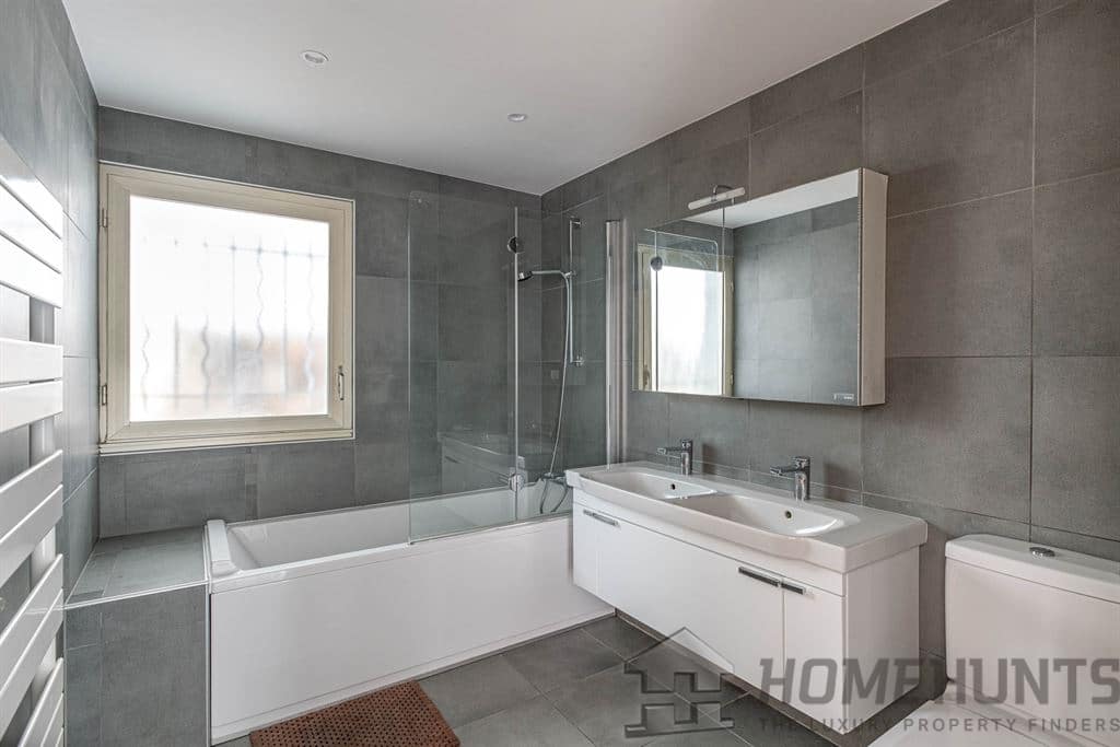 property_HH-15979130-14