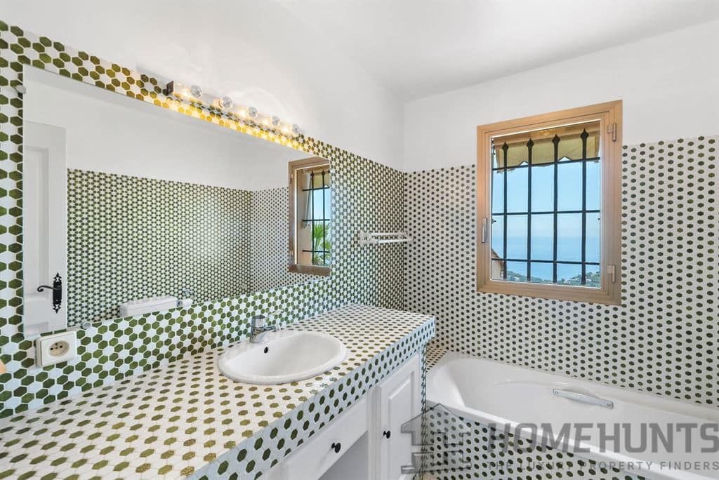 property_HH-15870485-11