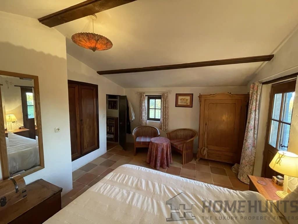 property_HH-15661512-11