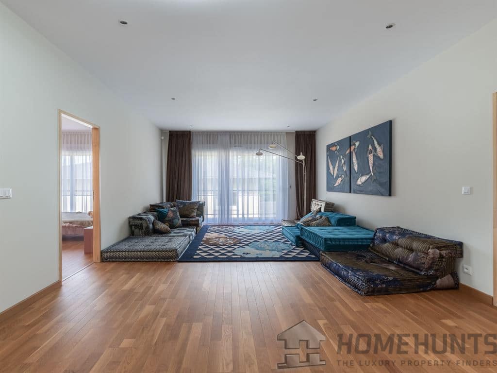 property_HH-15808428-11