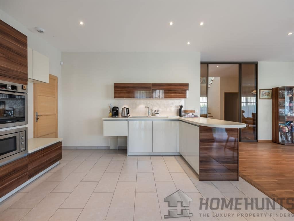 property_HH-15808428-7