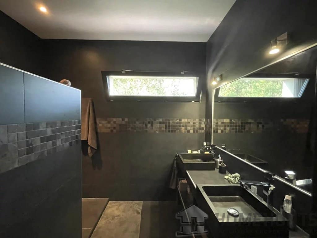 property_HH-15990619-10