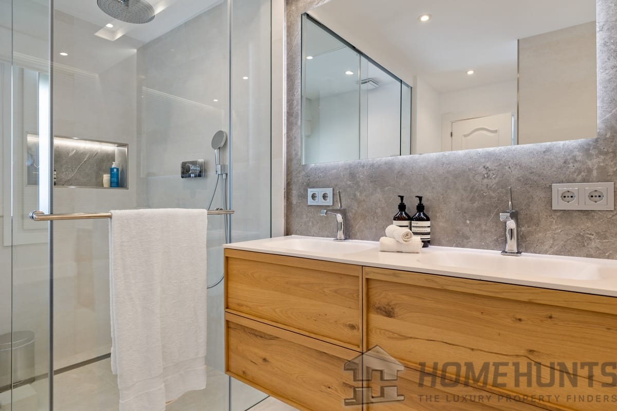 property_HH-15641740-10