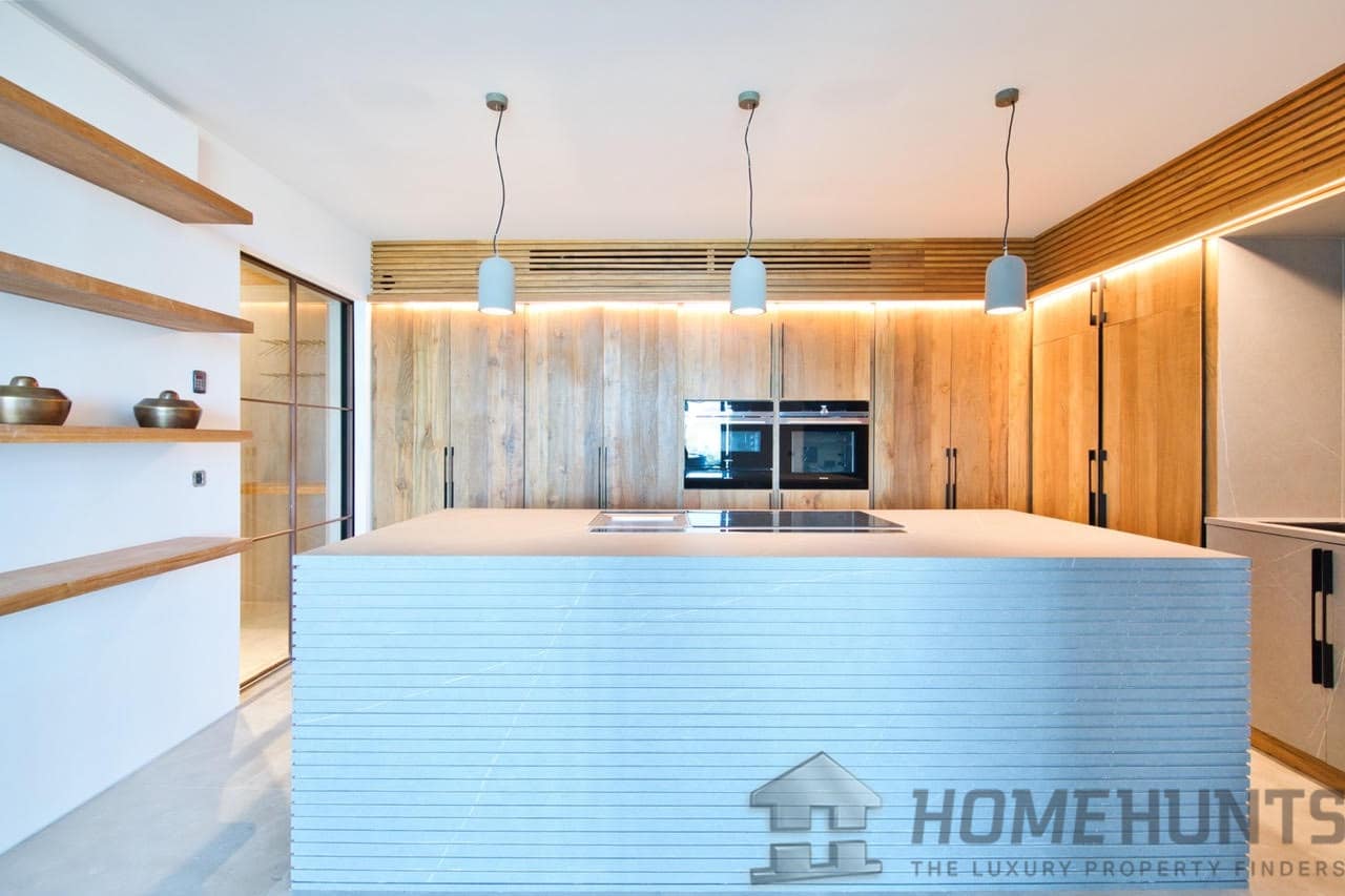 property_HH-15404818-11