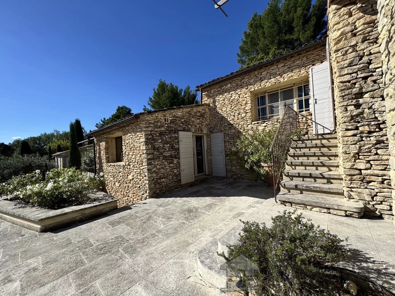 property_HH-15592837-9