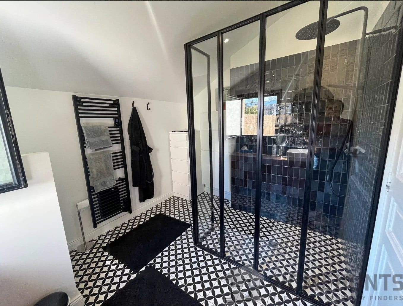 property_HH-15943610-12