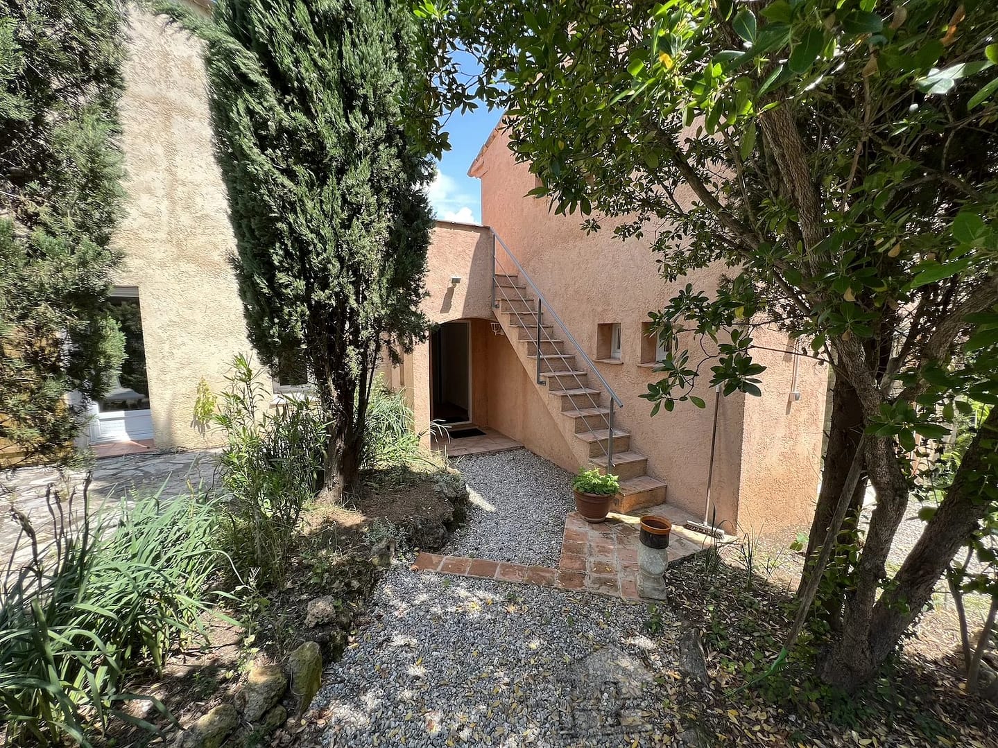 property_HH-15409338-8