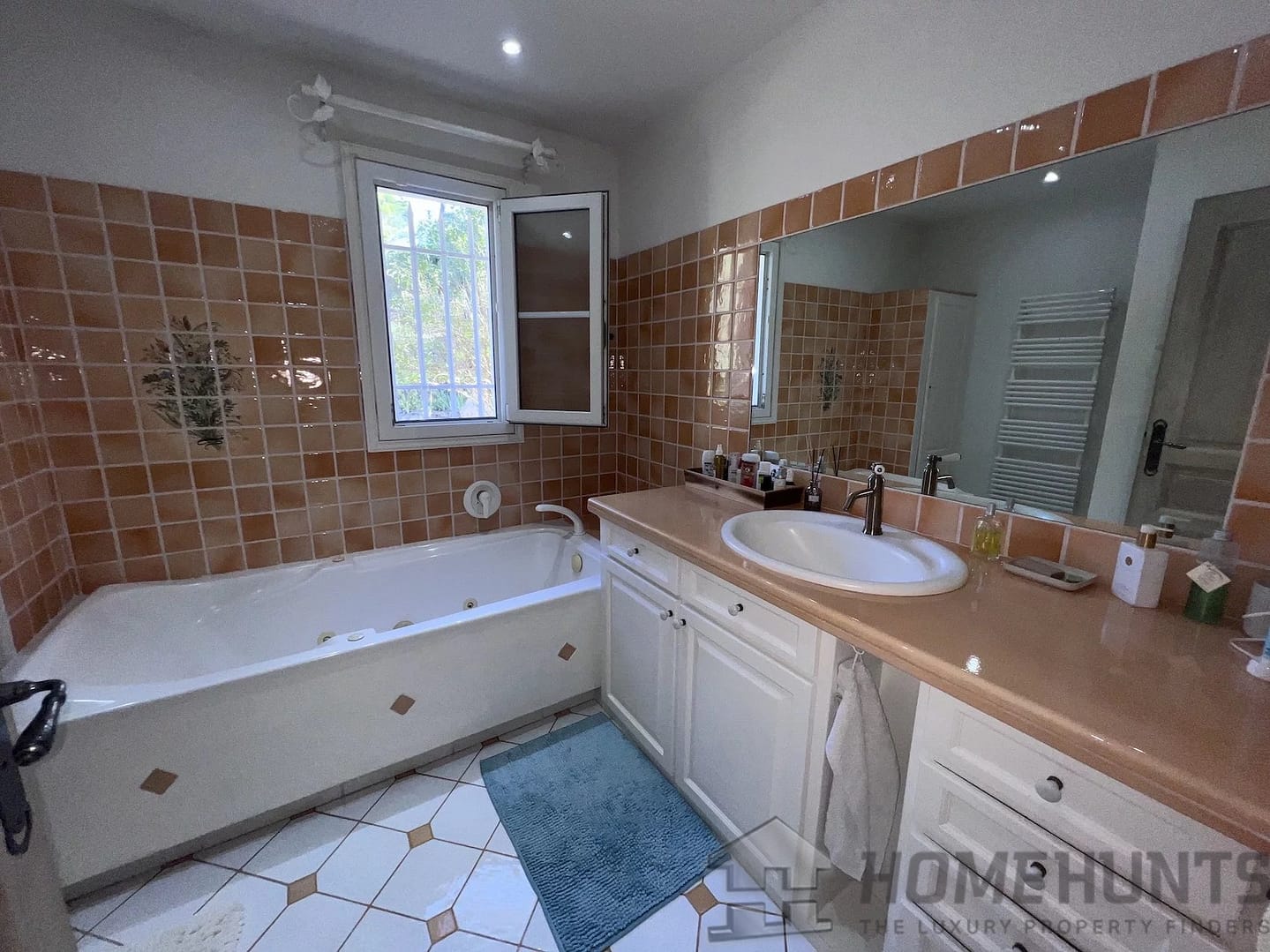 property_HH-15939769-11