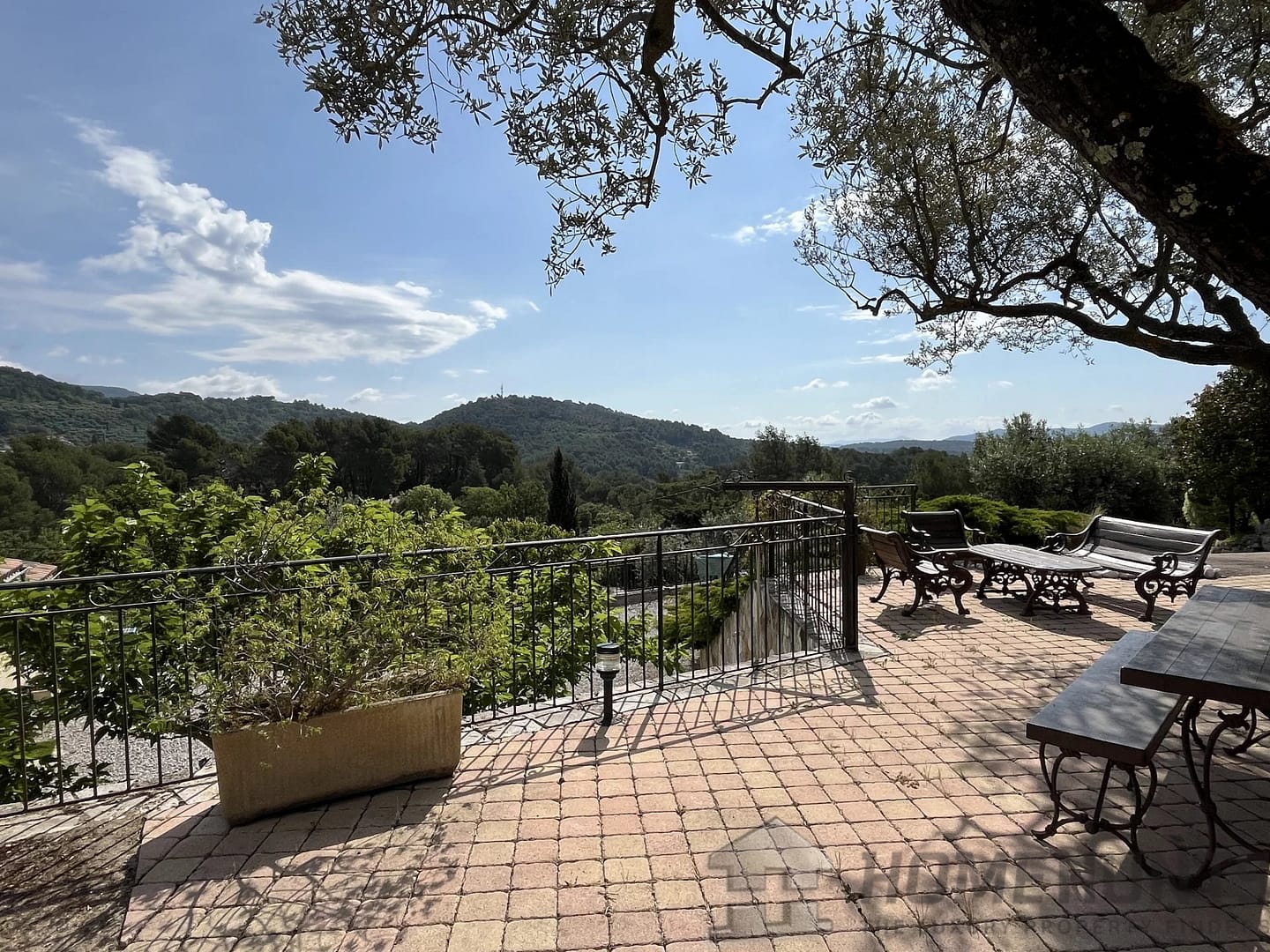 property_HH-15399369-27