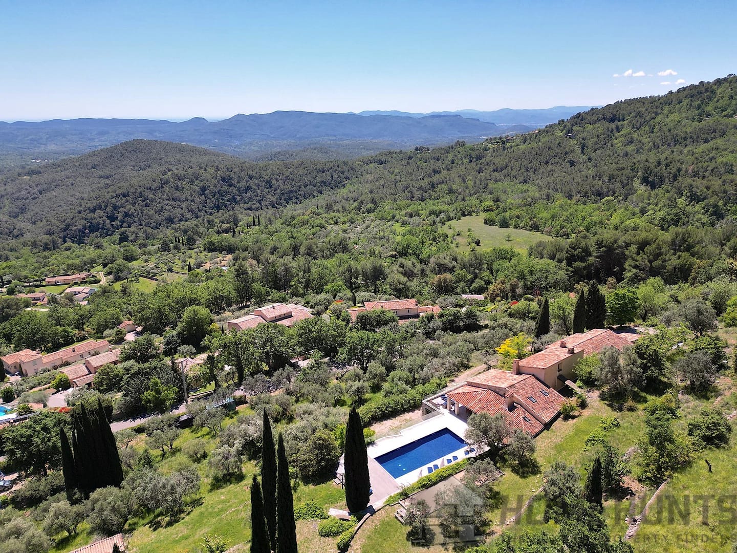 property_HH-15403589-24