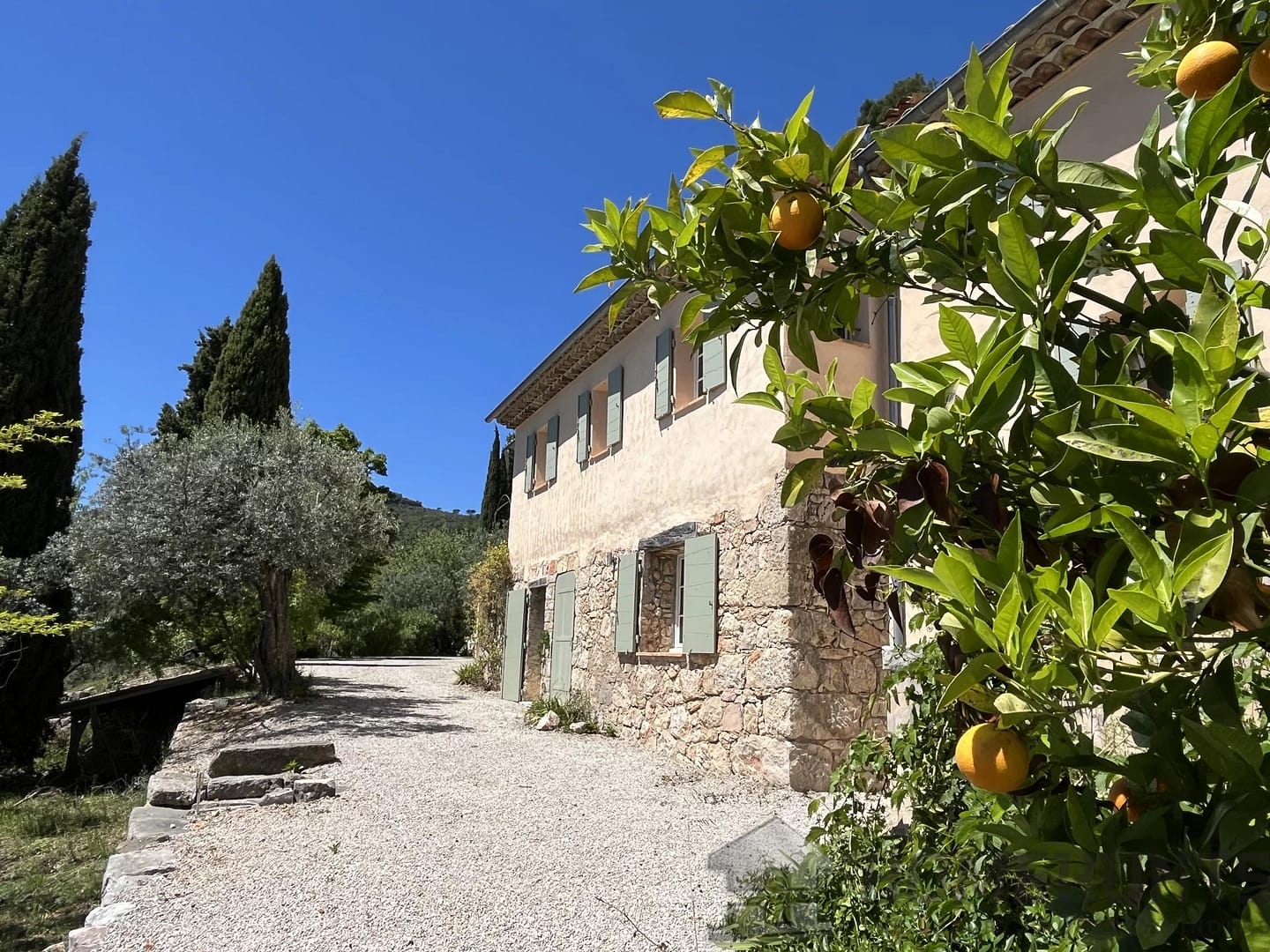 property_HH-15403589-27