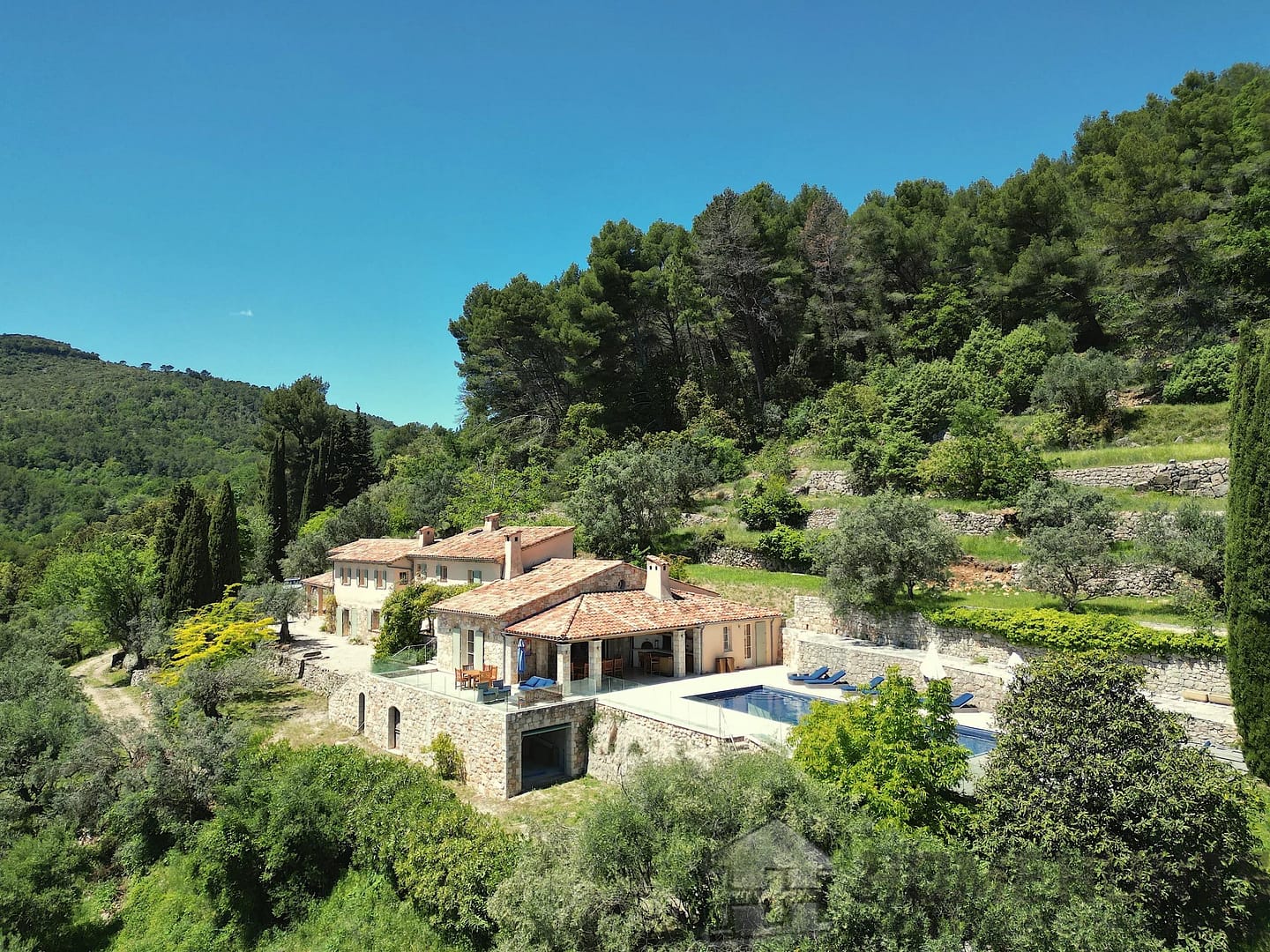 property_HH-15403589-30