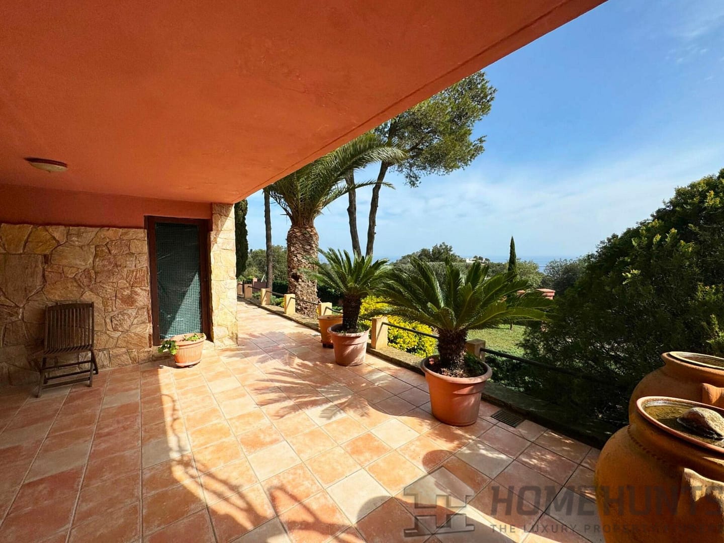 property_HH-15494917-18