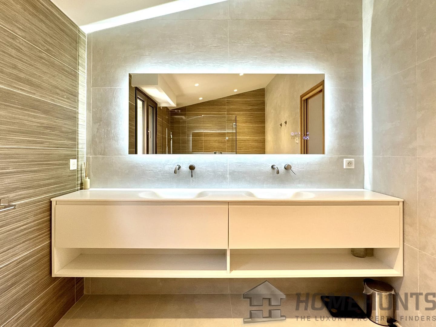 property_HH-15589211-12