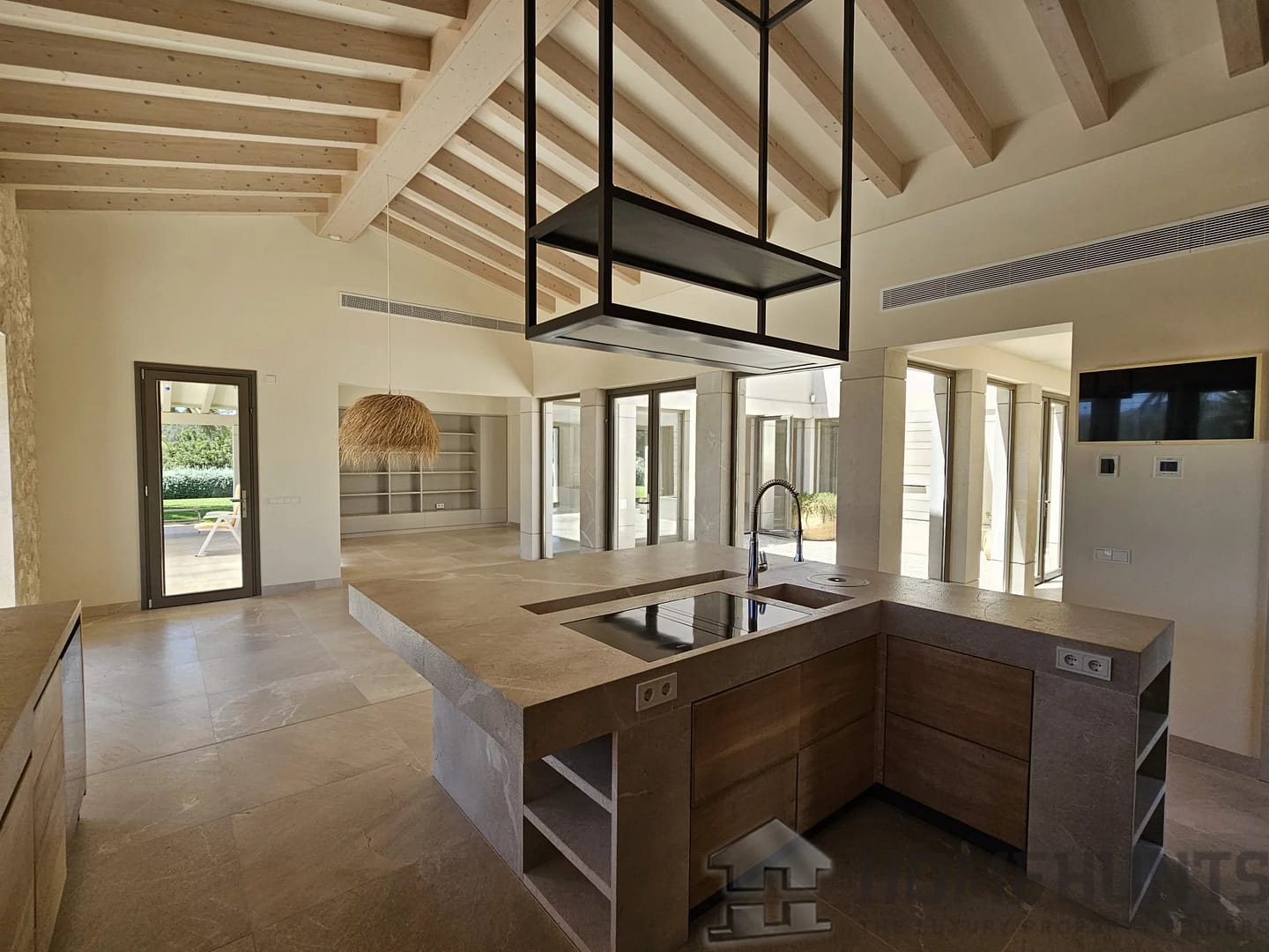 property_HH-15847476-8