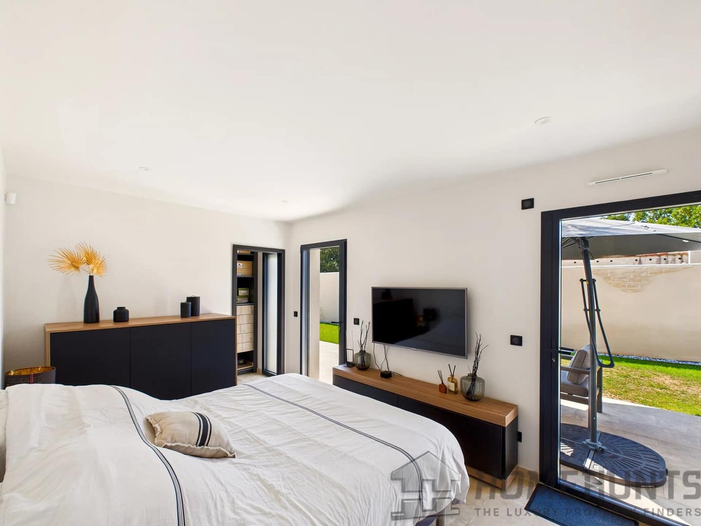 property_HH-15905943-10