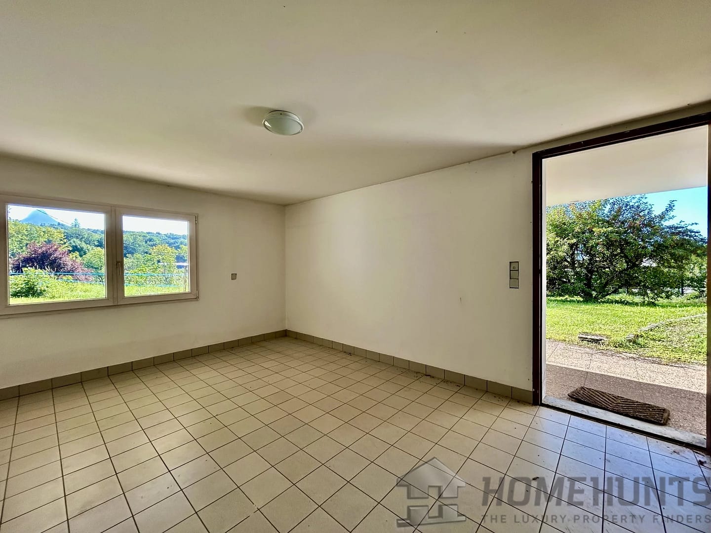 property_HH-15941813-10