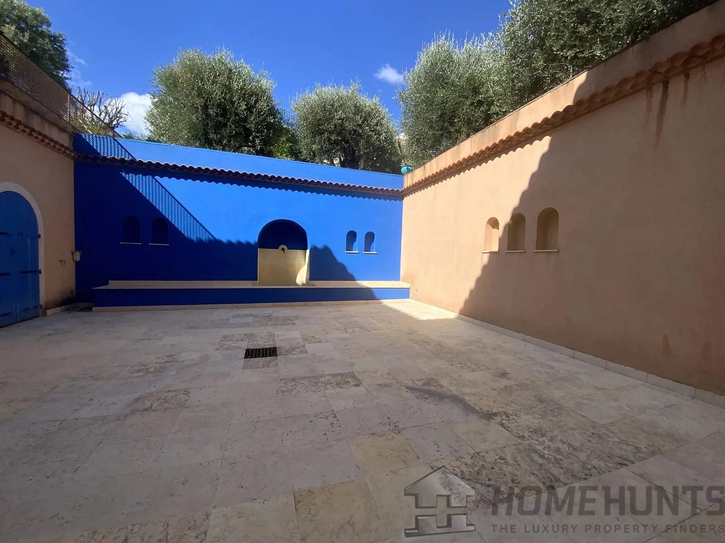 property_HH-15943109-23