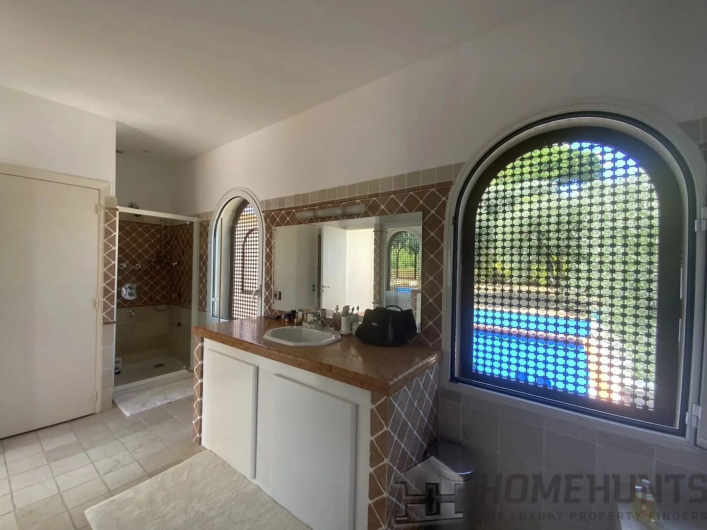 property_HH-15943109-8