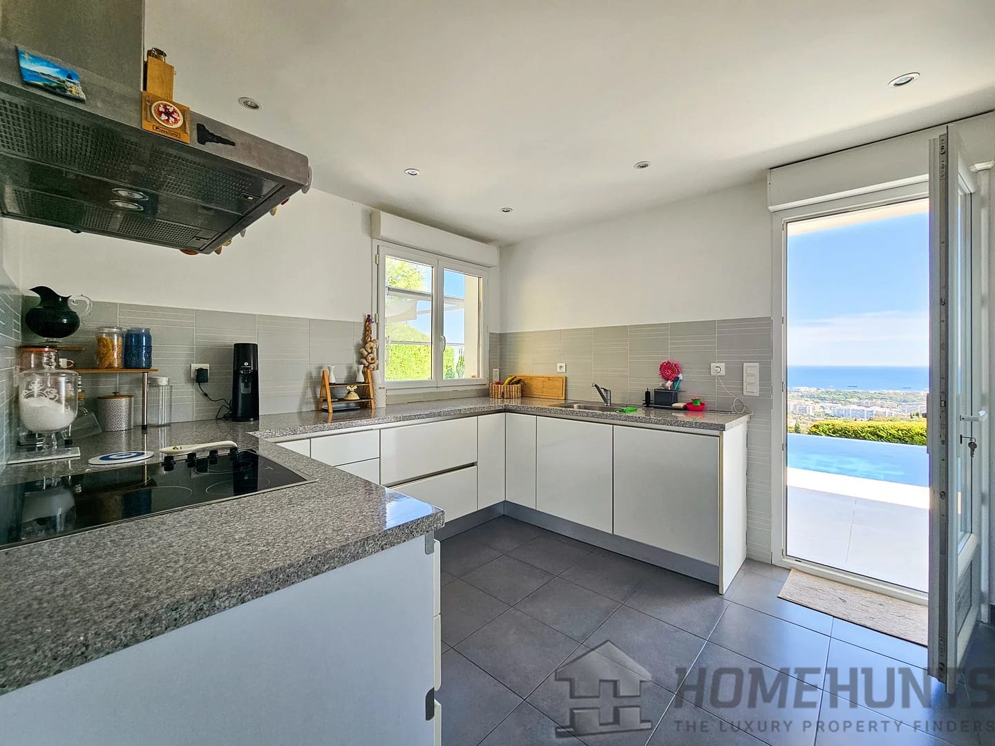 property_HH-15920779-11