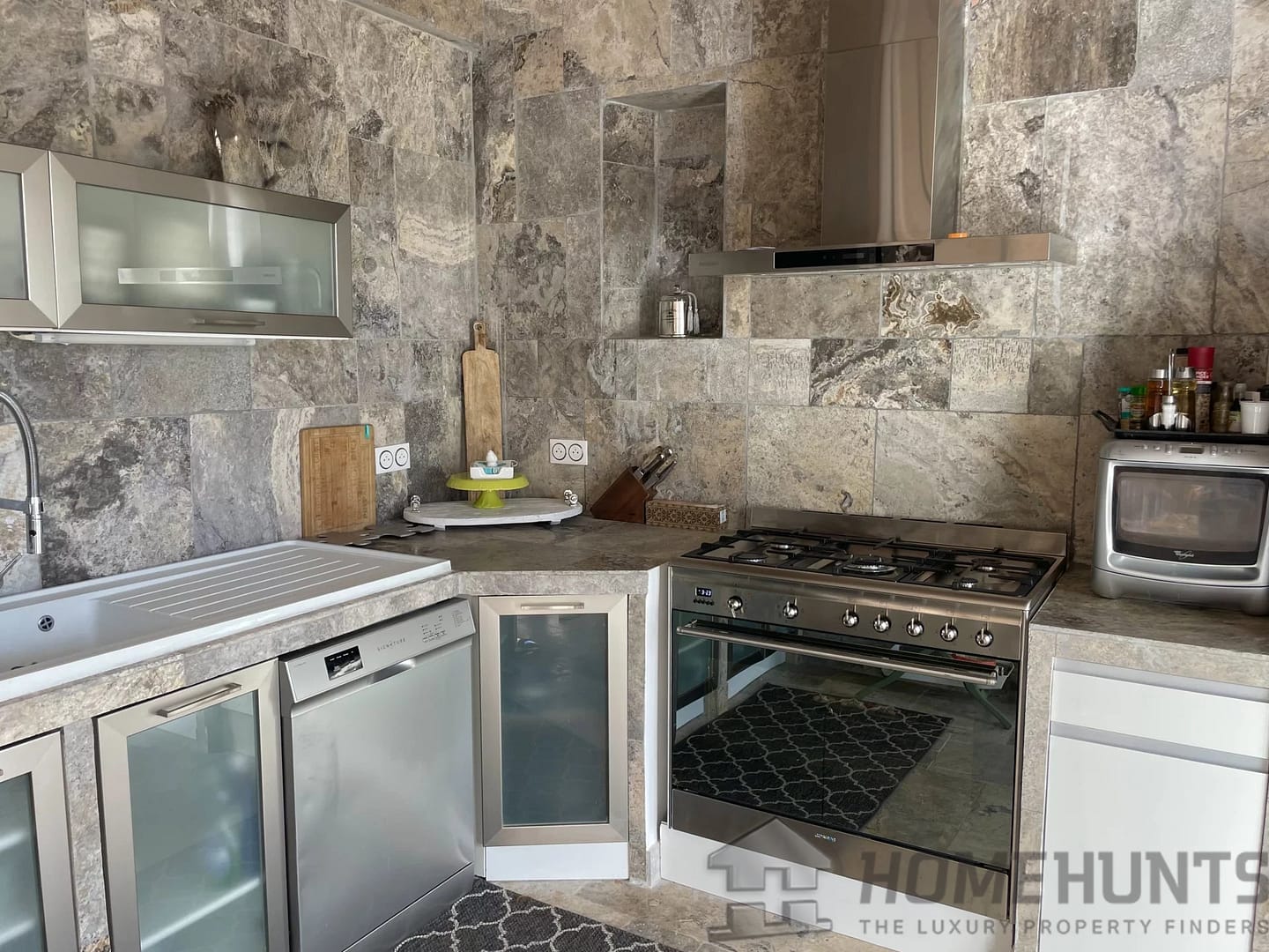 property_HH-15976286-20