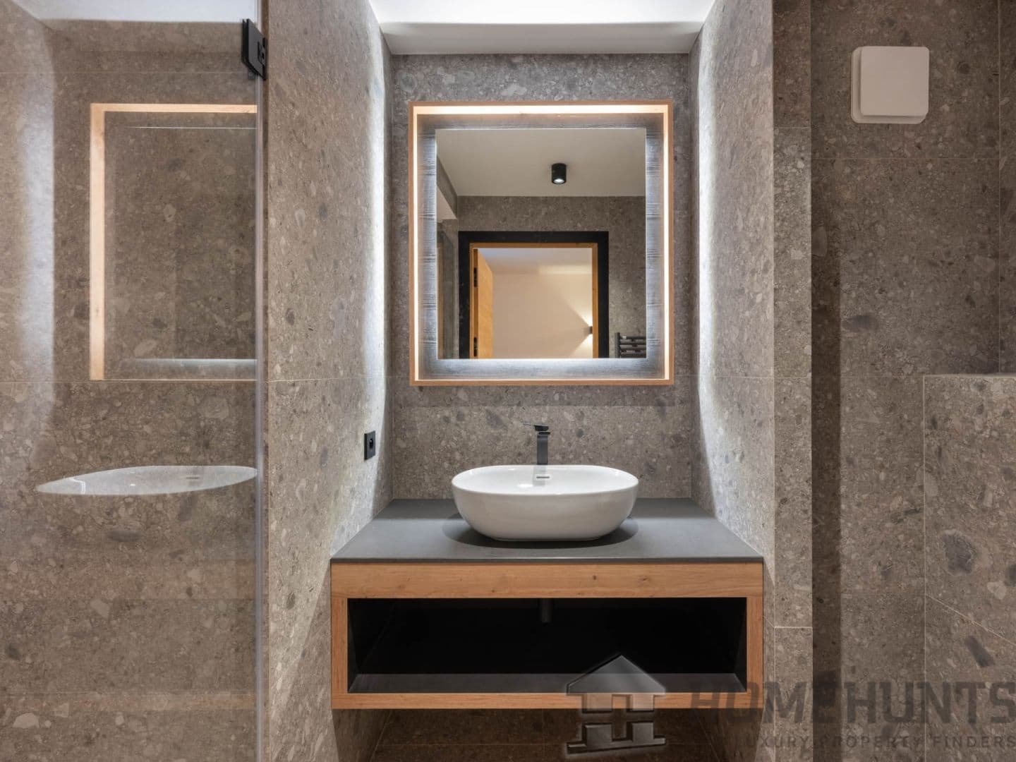 property_HH-15984972-8