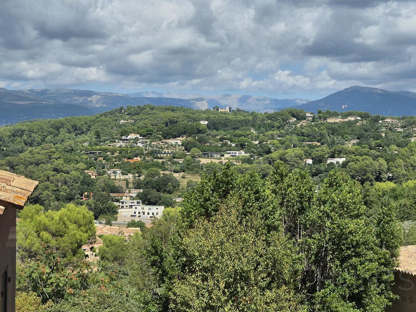 property_HH-15994167-16