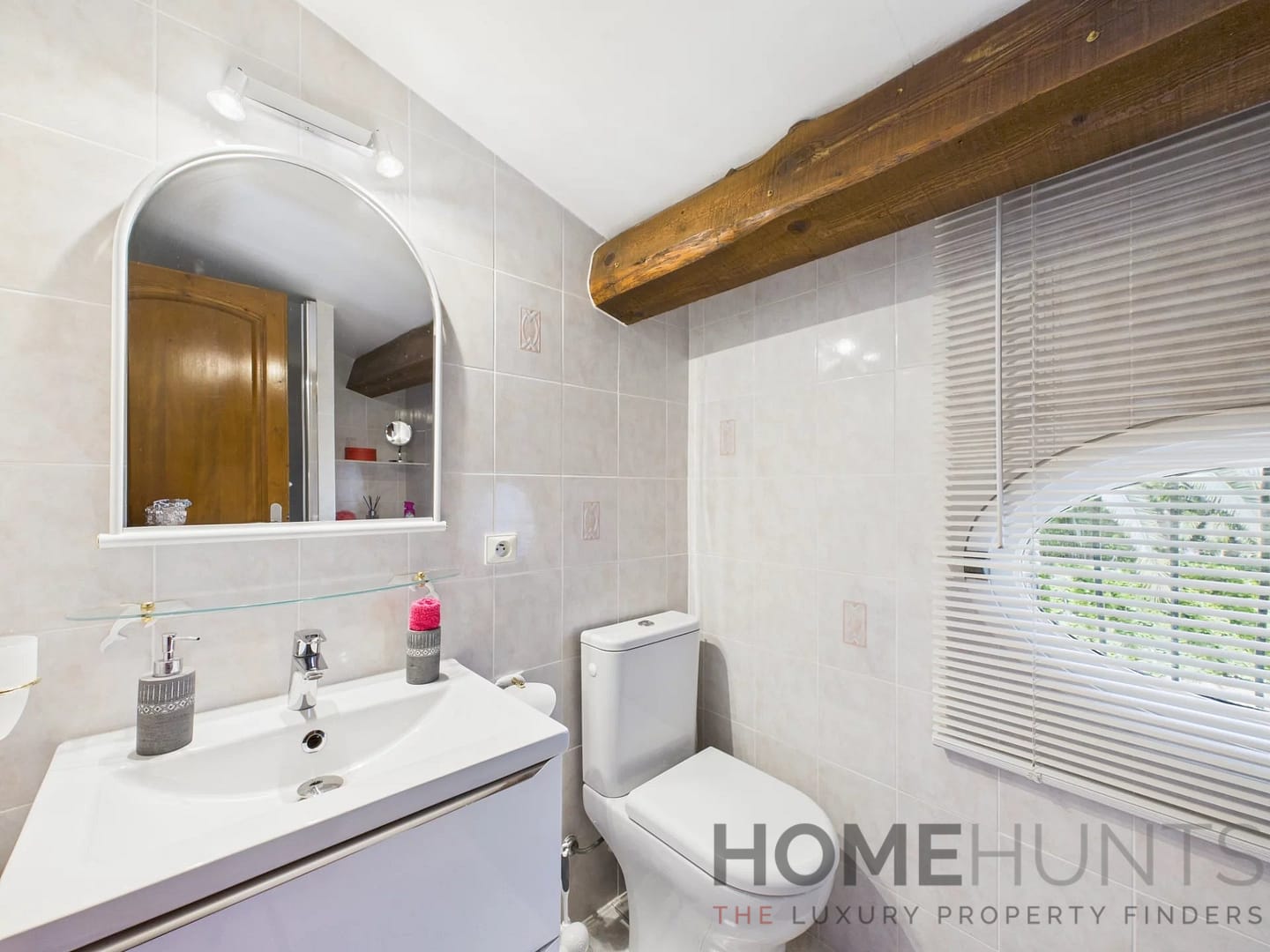 property_HH-15998038-18