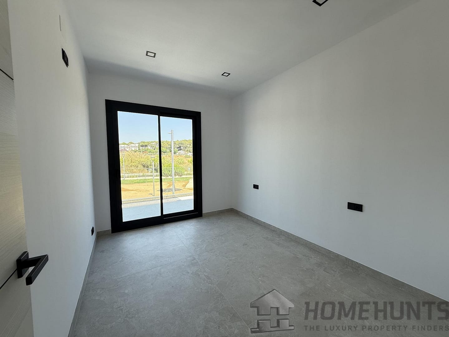 property_HH-16023044-27