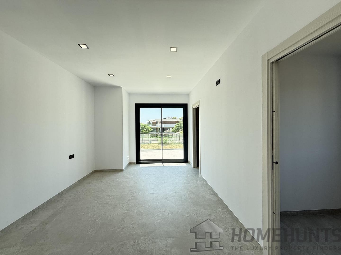 property_HH-16023044-28