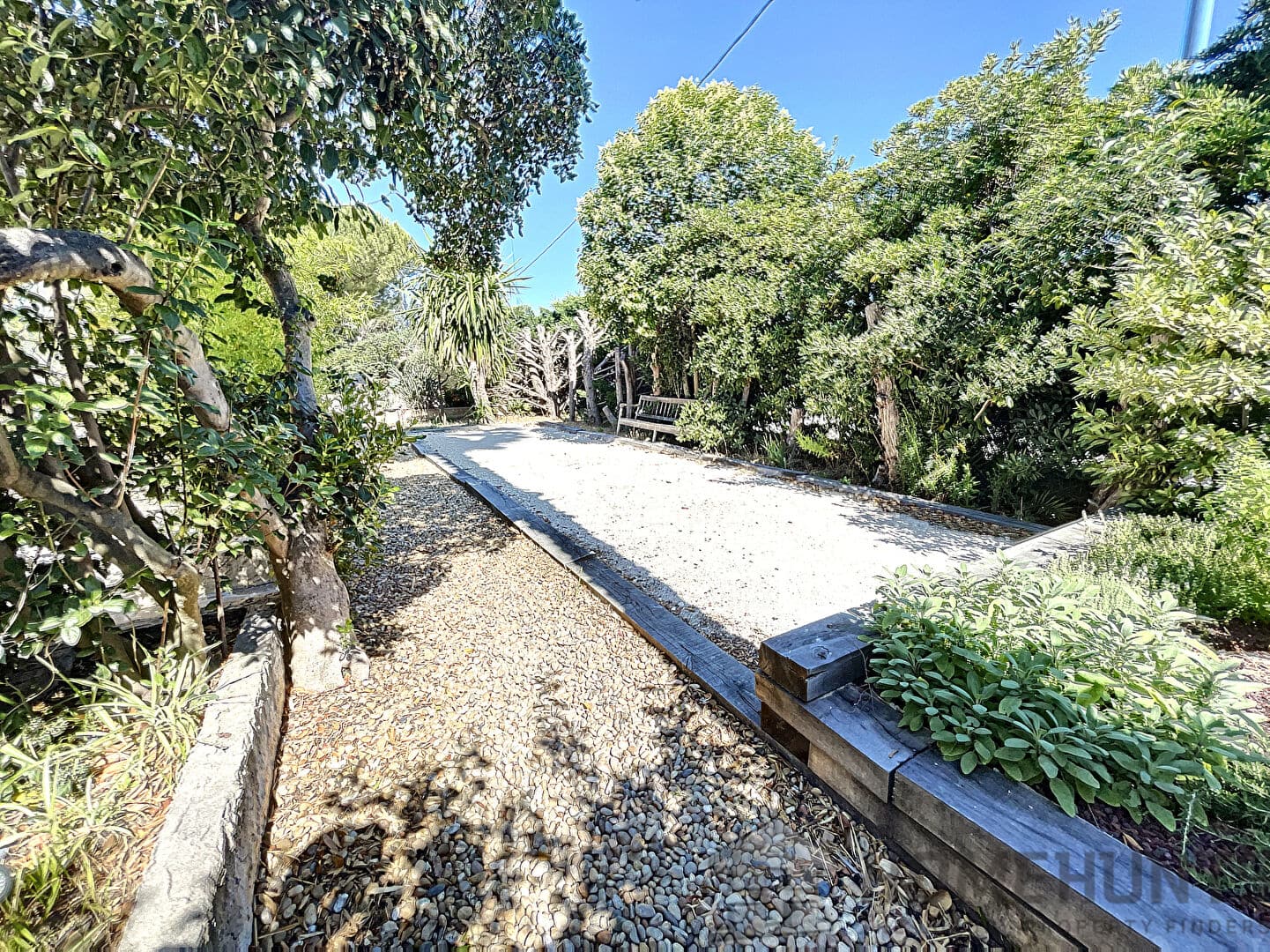 property_HH-14624810-14