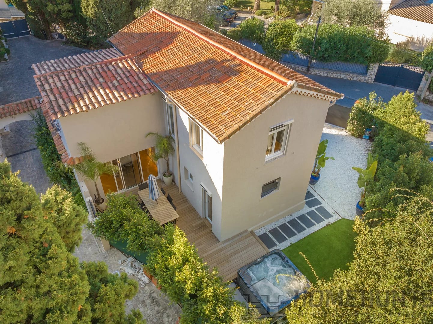 property_HH-15980735-21