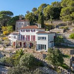 5 Bedroom Villa/House in Grasse 3