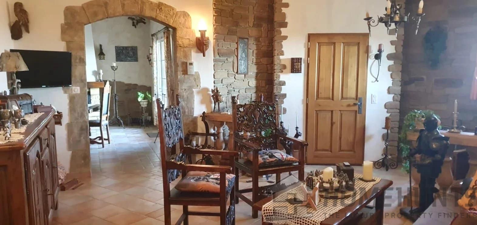 property_HH-15577883-11