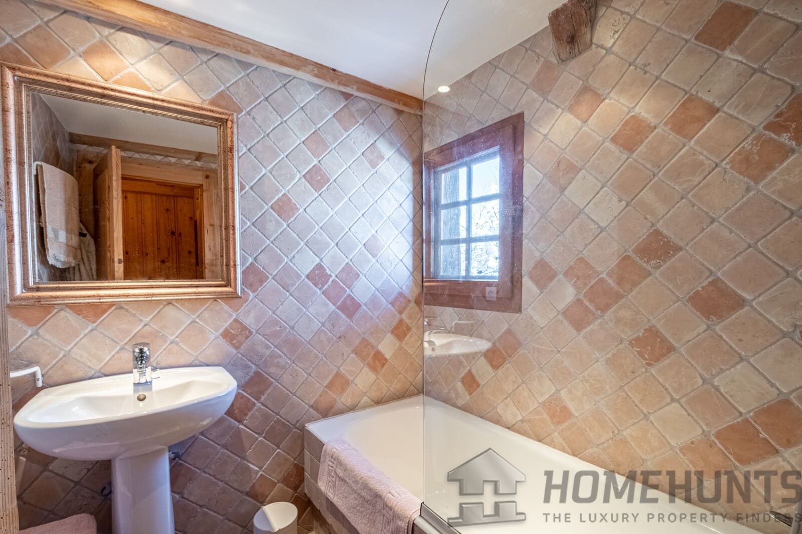 property_HH-15768213-12