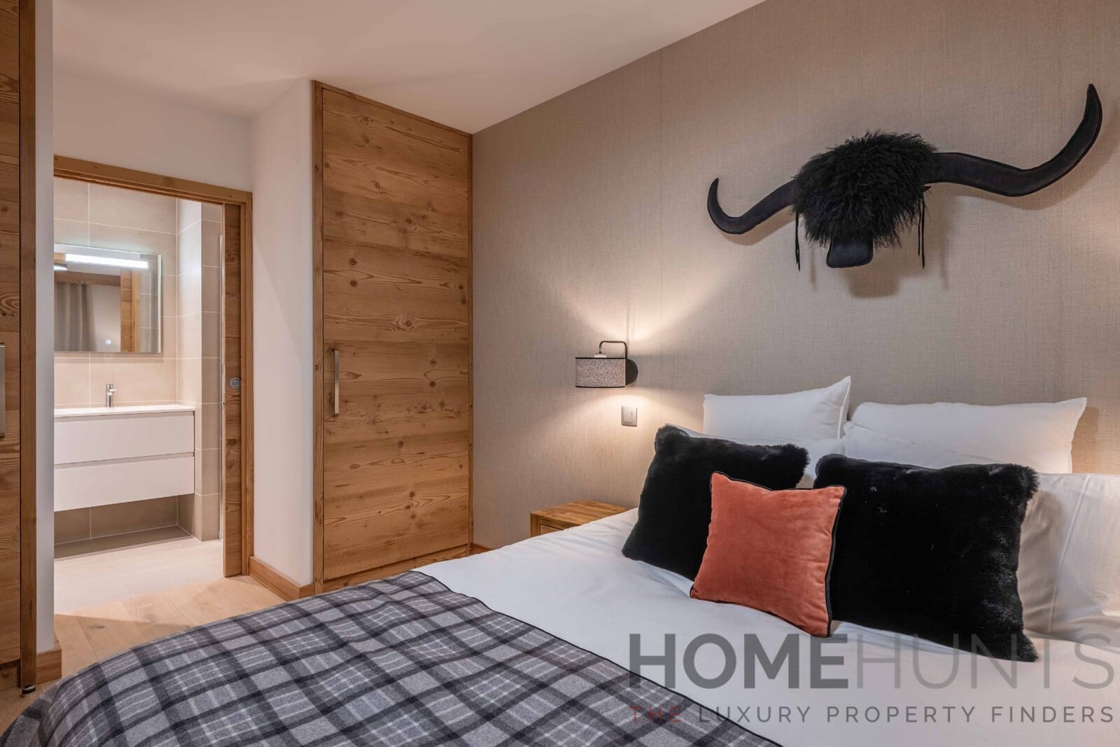 property_HH-15994308-13