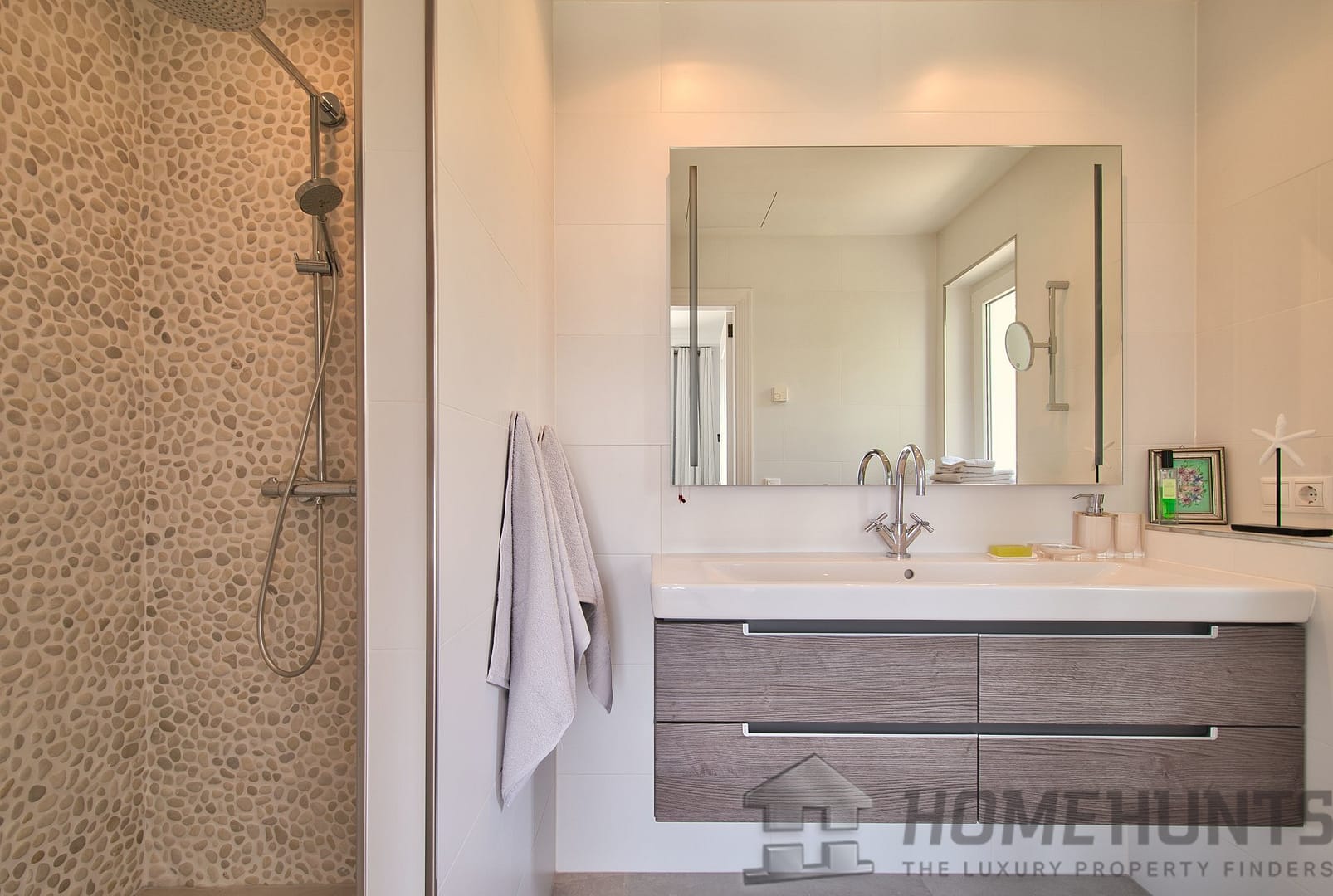 property_HH-15722700-18