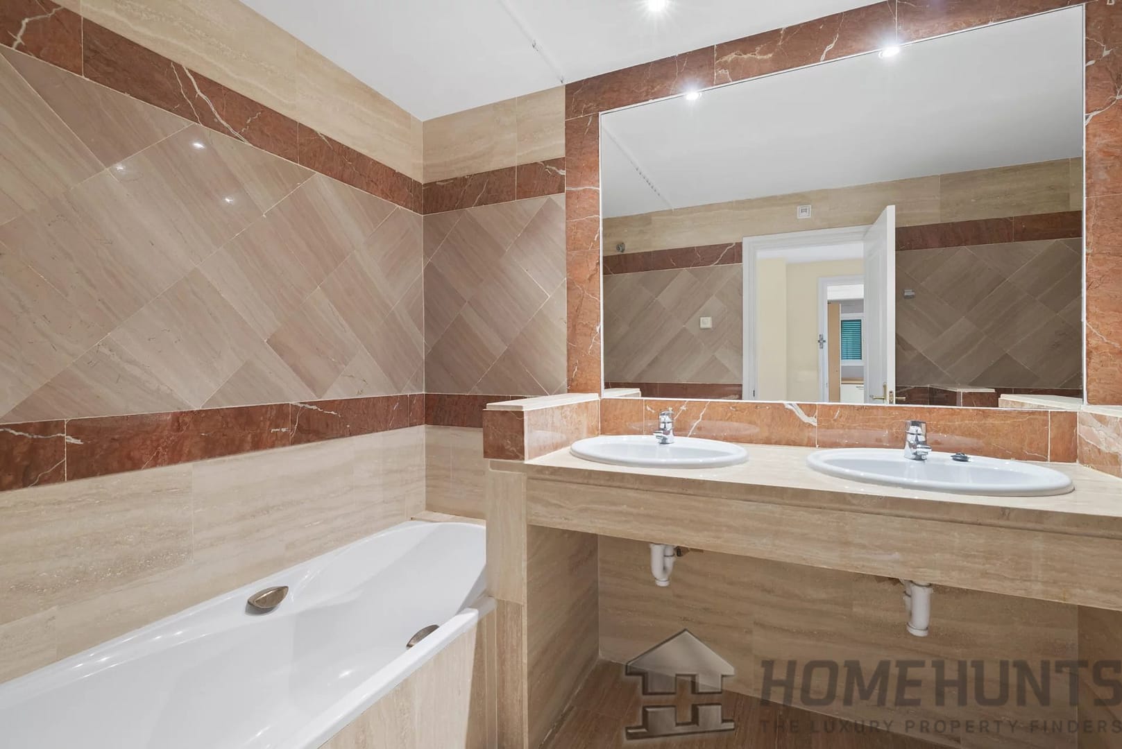 property_HH-15989478-10